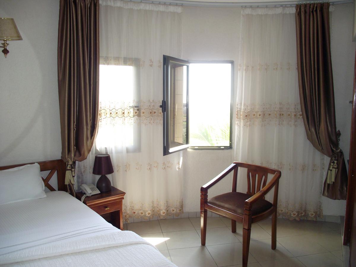 Hotel Ghis Palace Baguida Exterior foto